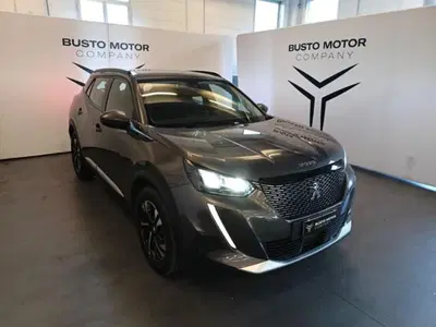 Peugeot 2008 PureTech 130 S&amp;S Allure del 2020 usata a Olgiate Olona