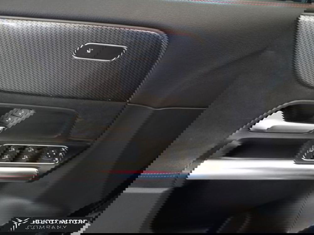 Mercedes-Benz GLA SUV usata a Varese (11)