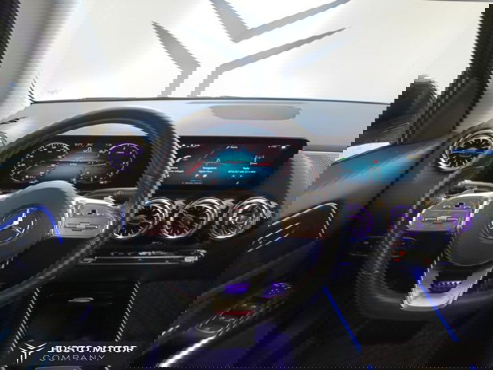 Mercedes-Benz GLA SUV usata a Varese (12)