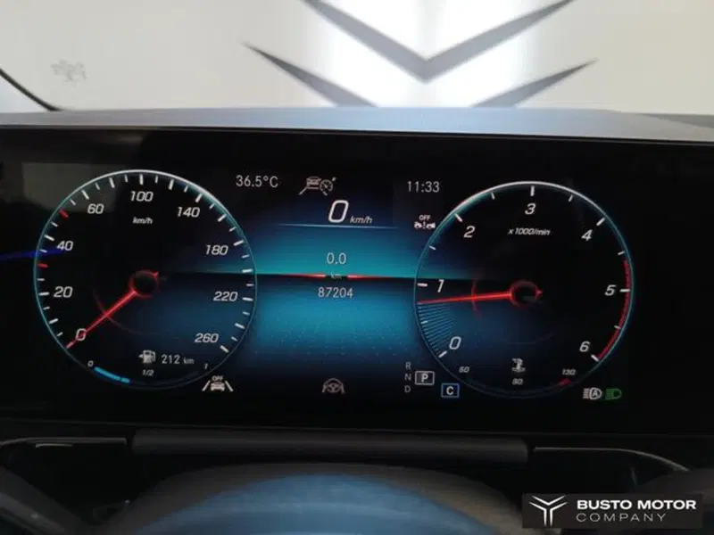 Mercedes-Benz GLA SUV usata a Varese (13)