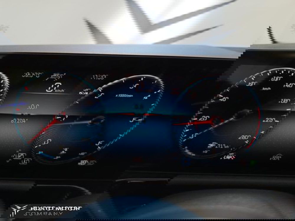 Mercedes-Benz GLA SUV usata a Varese (13)