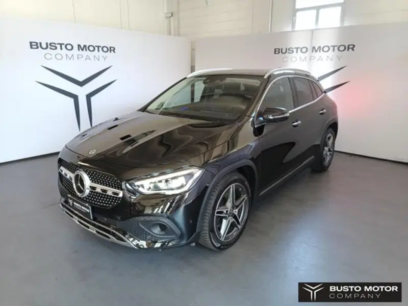 Mercedes-Benz GLA SUV usata a Varese (3)