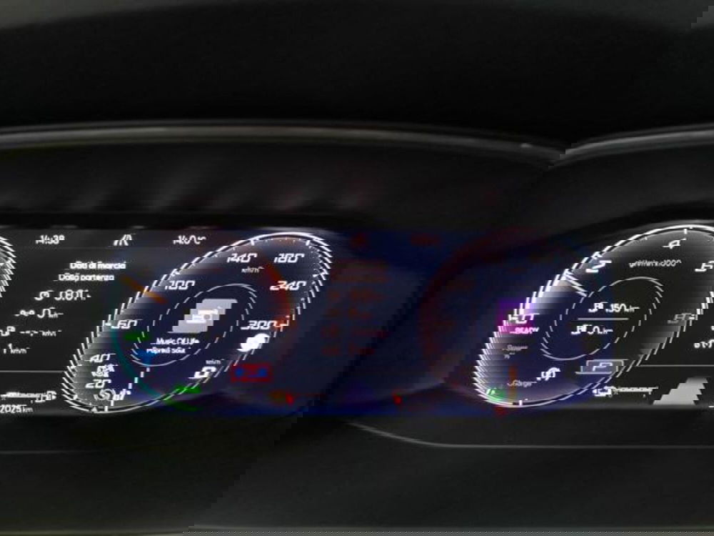 Cupra Formentor usata a Varese (11)