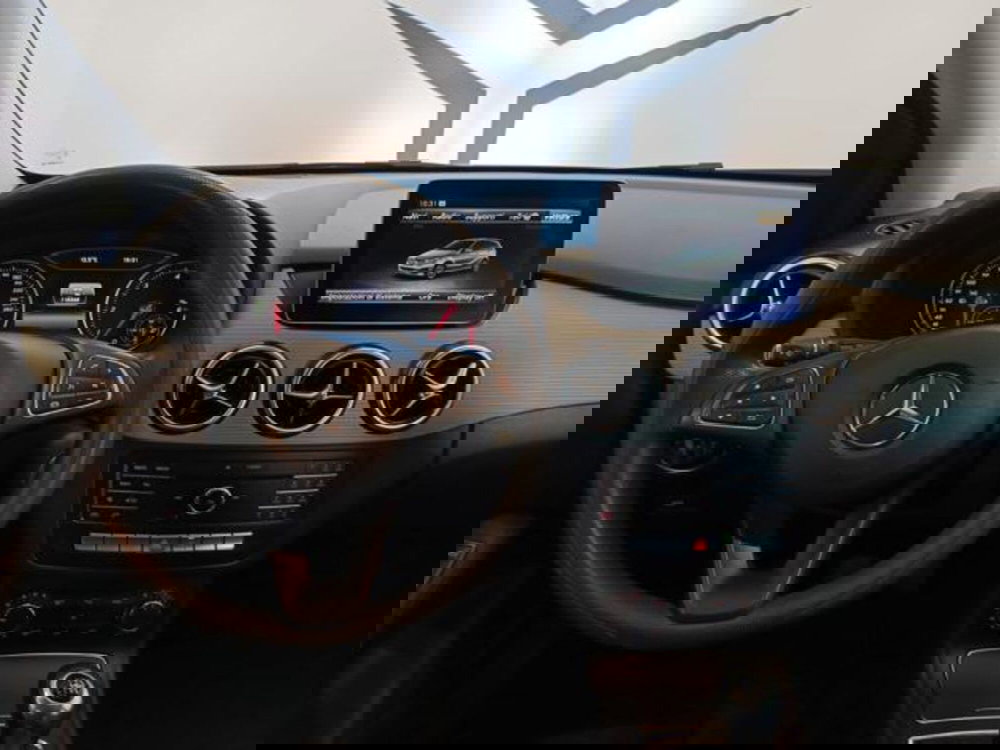 Mercedes-Benz Classe B usata a Varese (11)