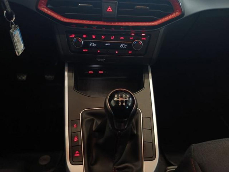 SEAT Arona usata a Varese (15)