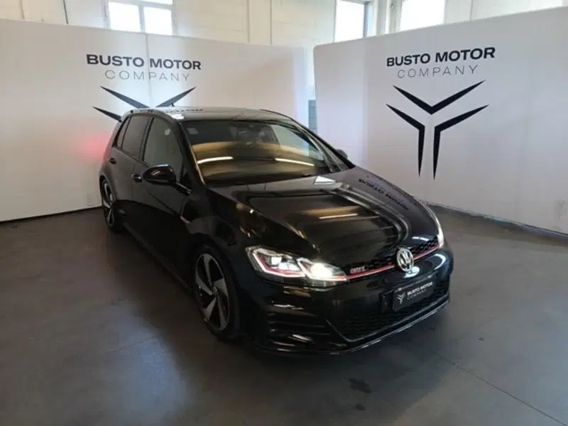 Volkswagen Golf usata a Varese