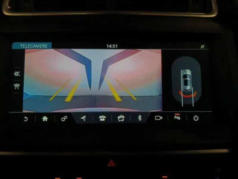 Jaguar E-Pace usata a Varese (18)