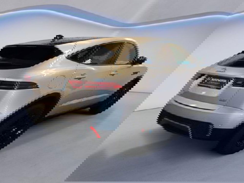 Jaguar E-Pace usata a Varese (6)