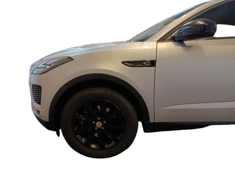 Jaguar E-Pace usata a Varese (7)