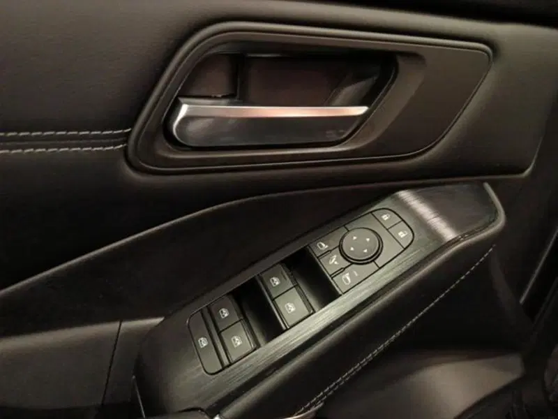 Nissan Qashqai usata a Varese (9)