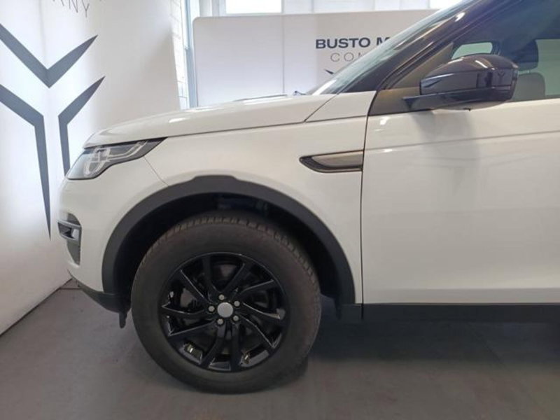 Land Rover Discovery Sport usata a Varese (7)