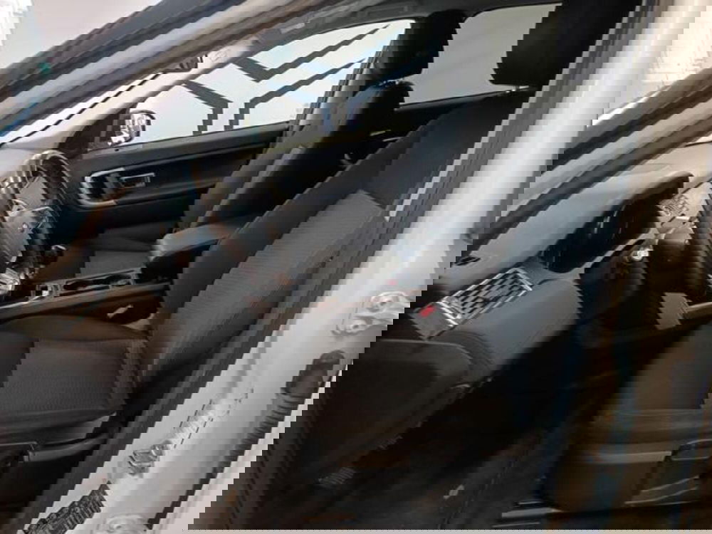 Land Rover Discovery Sport usata a Varese (8)