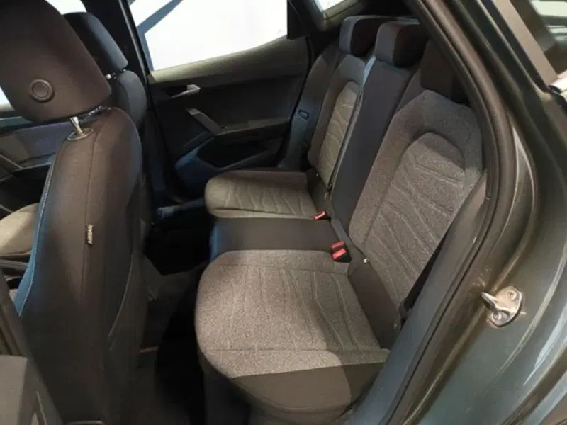 SEAT Arona usata a Varese (9)
