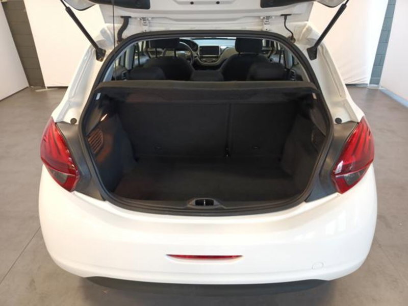 Peugeot 208 usata a Varese (10)