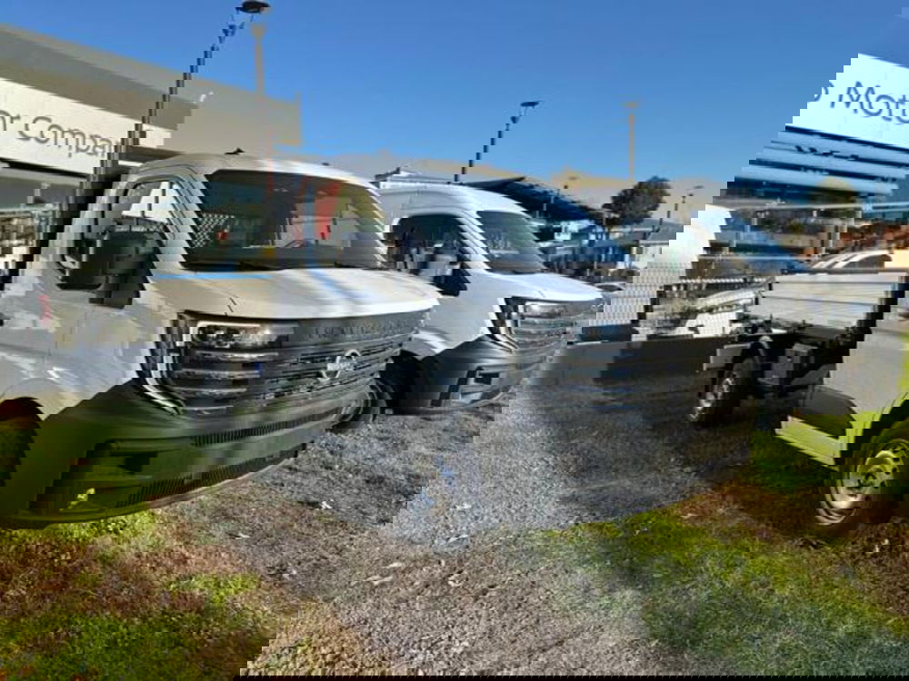 Nissan Interstar Furgone nuova a Varese (14)