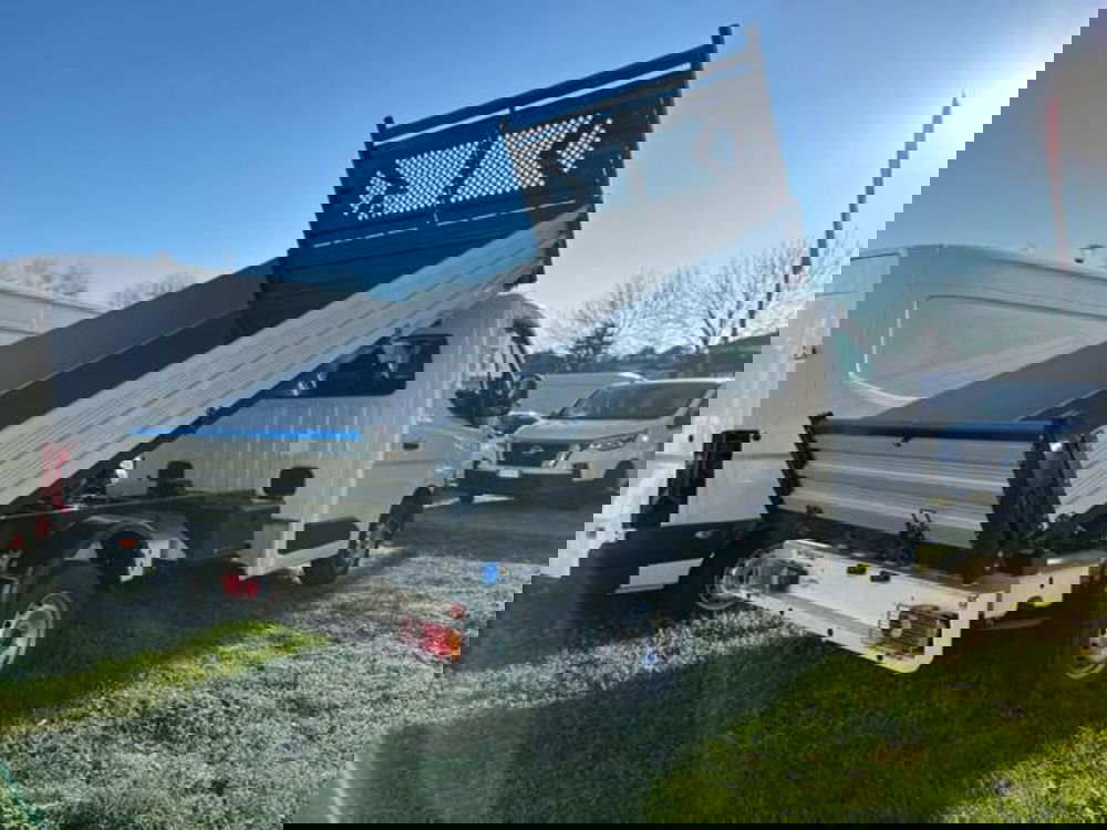 Nissan Interstar Furgone nuova a Varese (5)