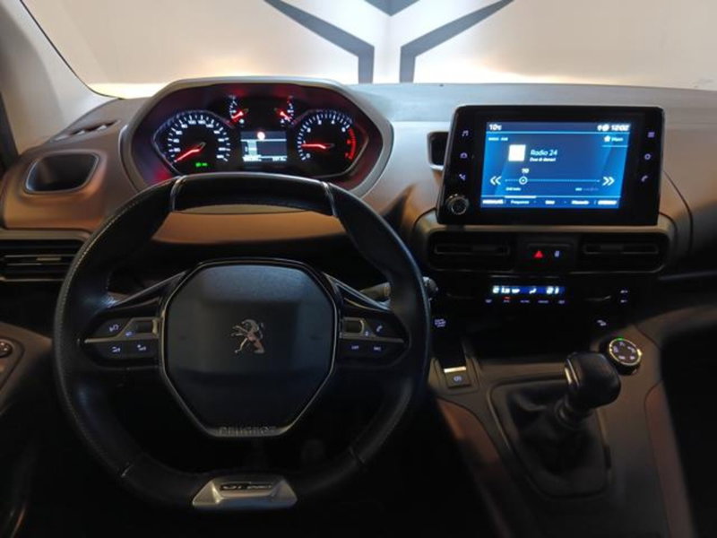 Peugeot Rifter usata a Varese (11)