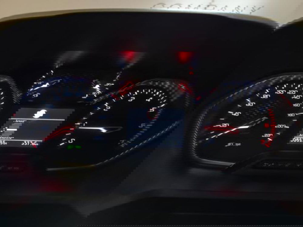 Peugeot Rifter usata a Varese (12)