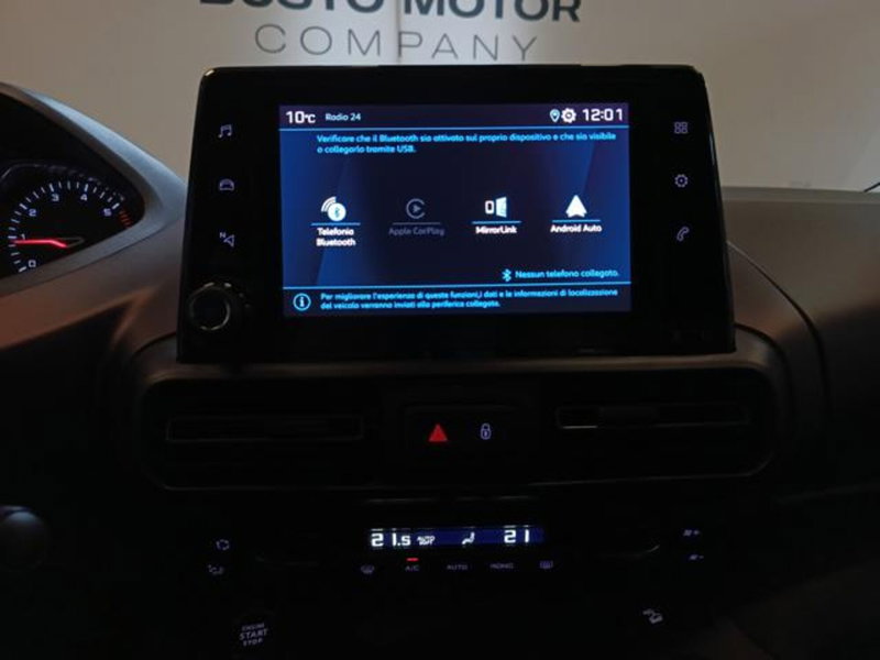 Peugeot Rifter usata a Varese (13)