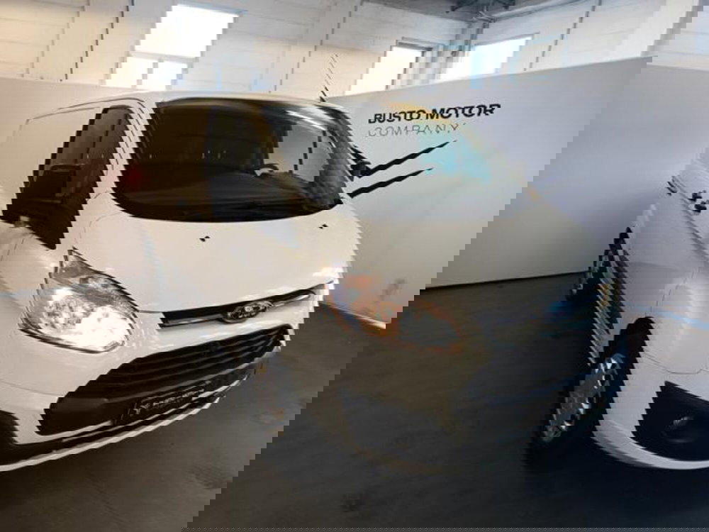 Ford Transit Custom Furgone usata a Varese