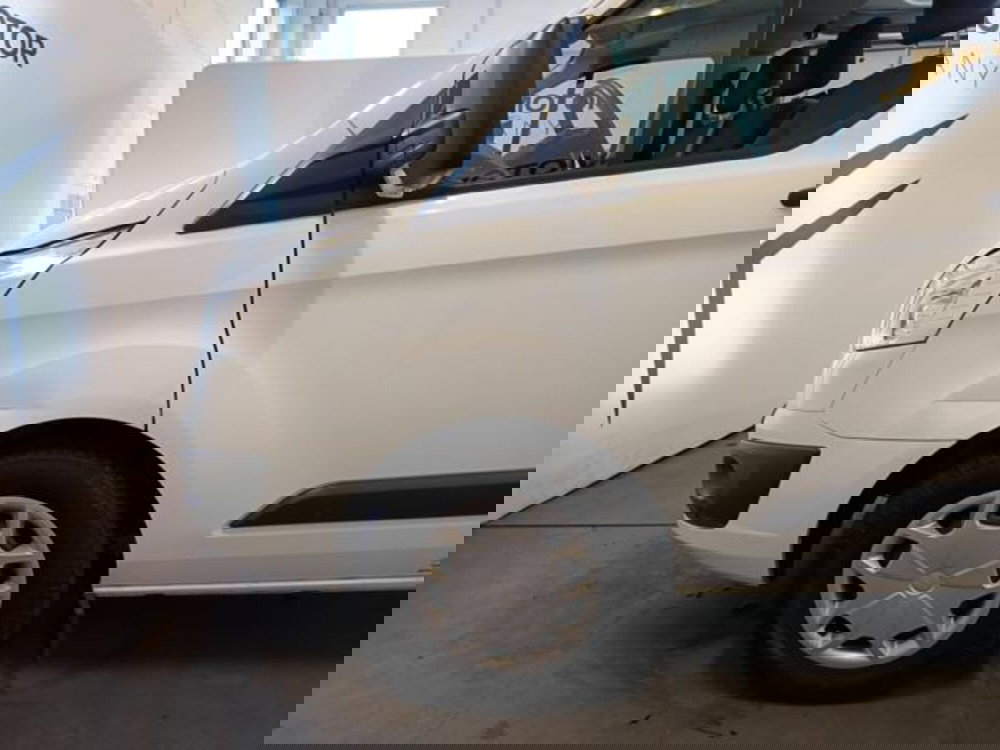 Ford Transit Custom Furgone usata a Varese (7)