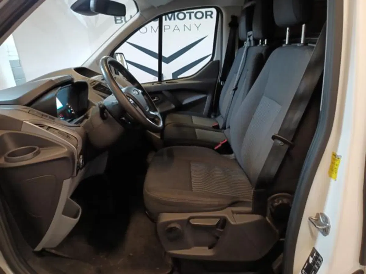Ford Transit Custom Furgone usata a Varese (8)