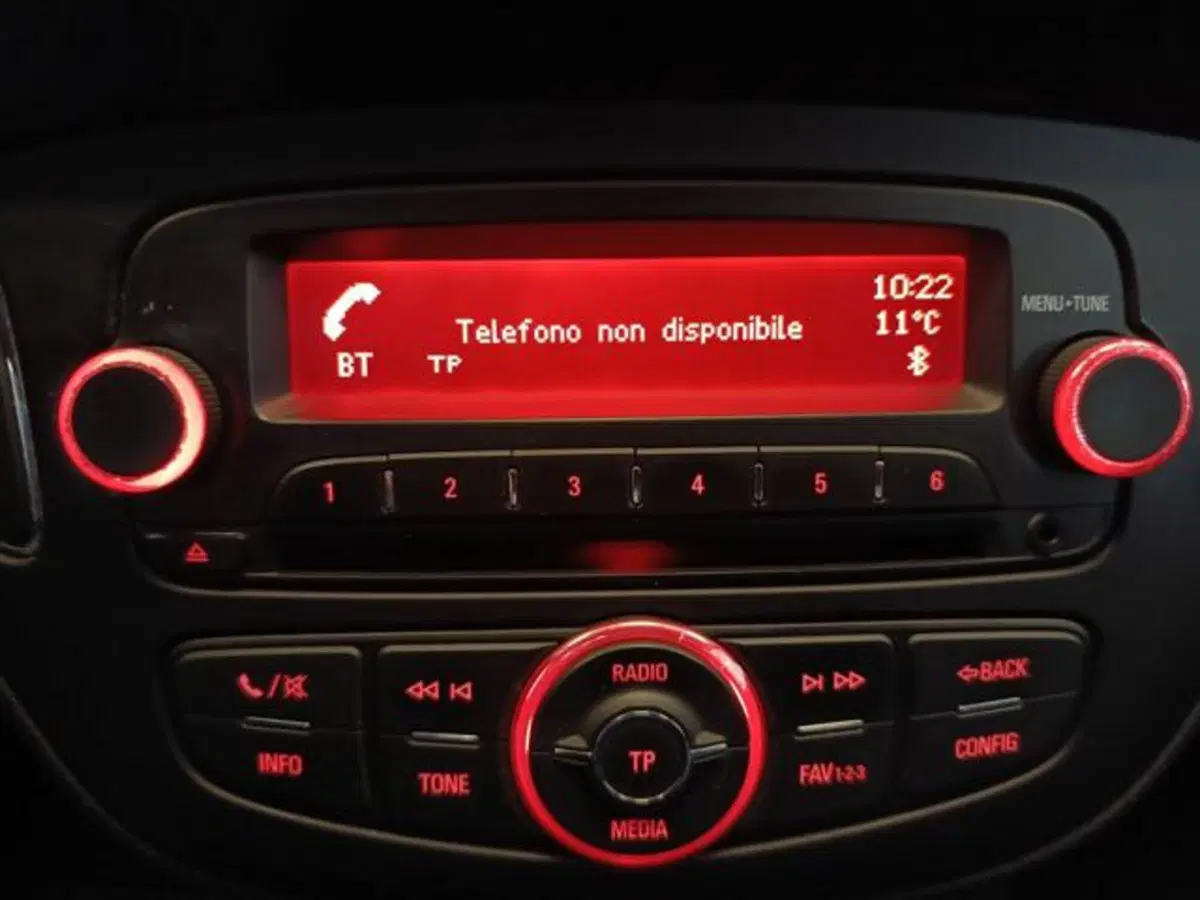 Opel Corsa usata a Varese (13)