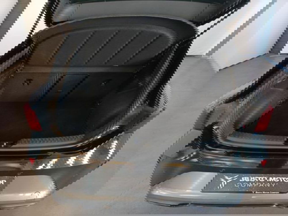 Cupra Leon usata a Varese (10)