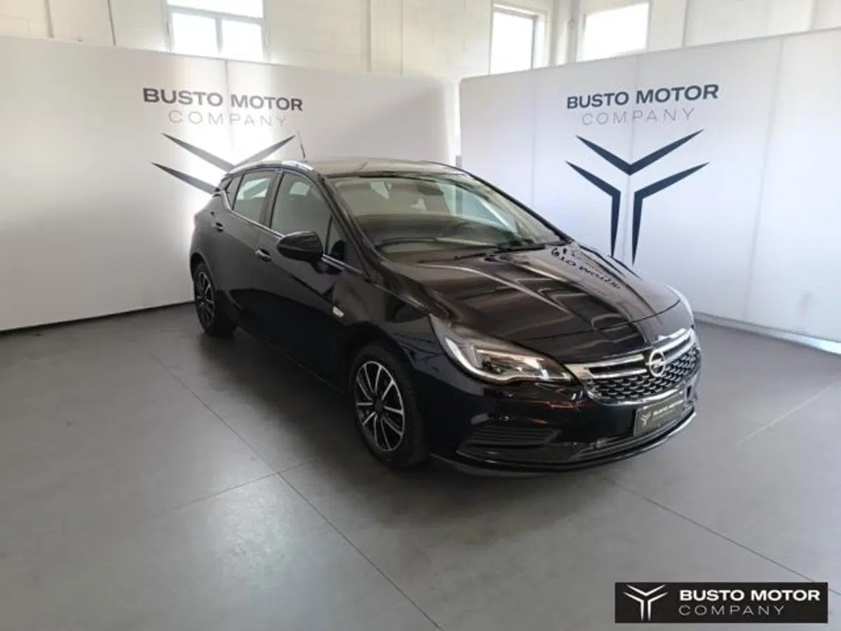 Opel Astra usata a Varese