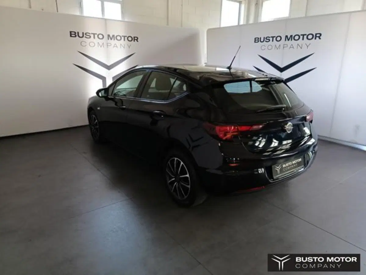 Opel Astra usata a Varese (4)