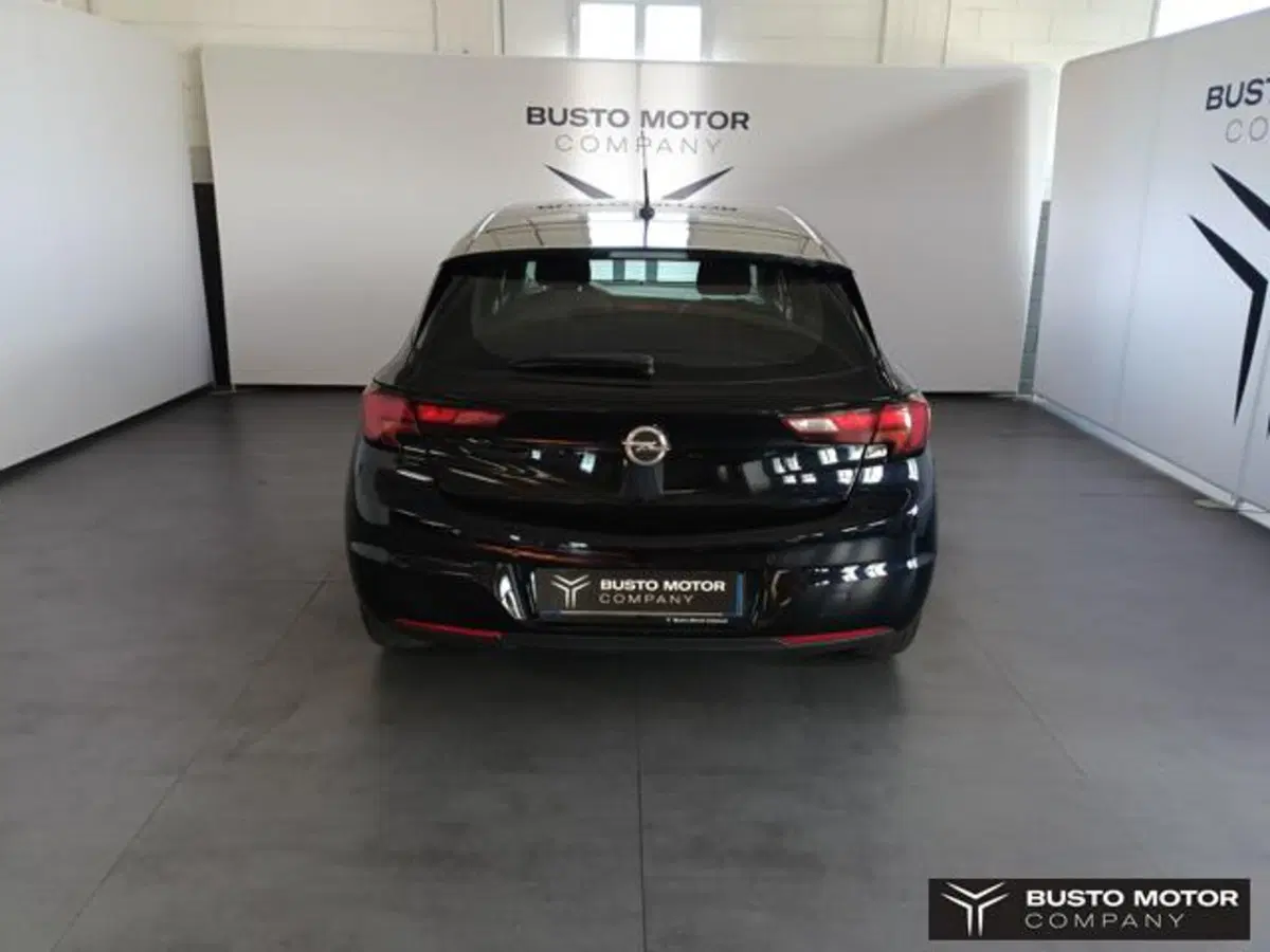 Opel Astra usata a Varese (5)