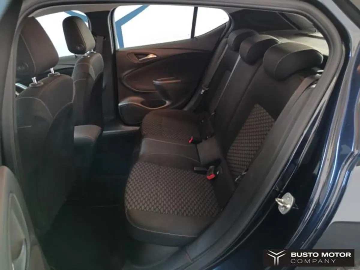 Opel Astra usata a Varese (9)