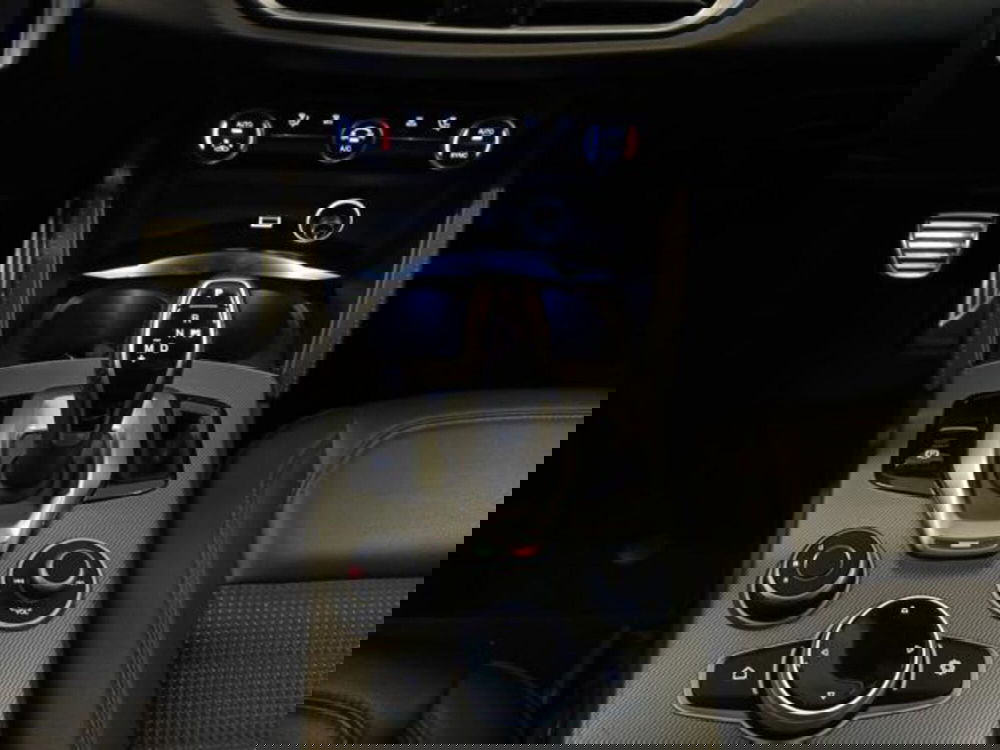 Alfa Romeo Stelvio usata a Varese (15)