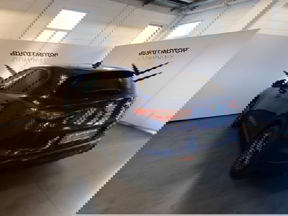 Alfa Romeo Stelvio usata a Varese (4)