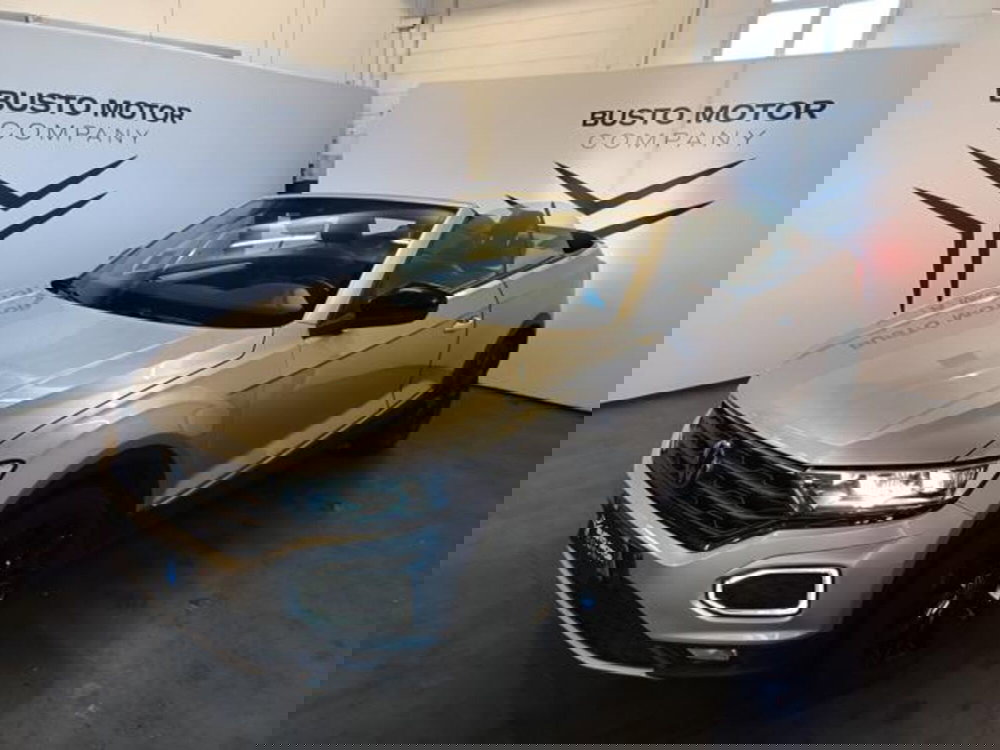 Volkswagen T-Roc Cabrio usata a Varese (3)