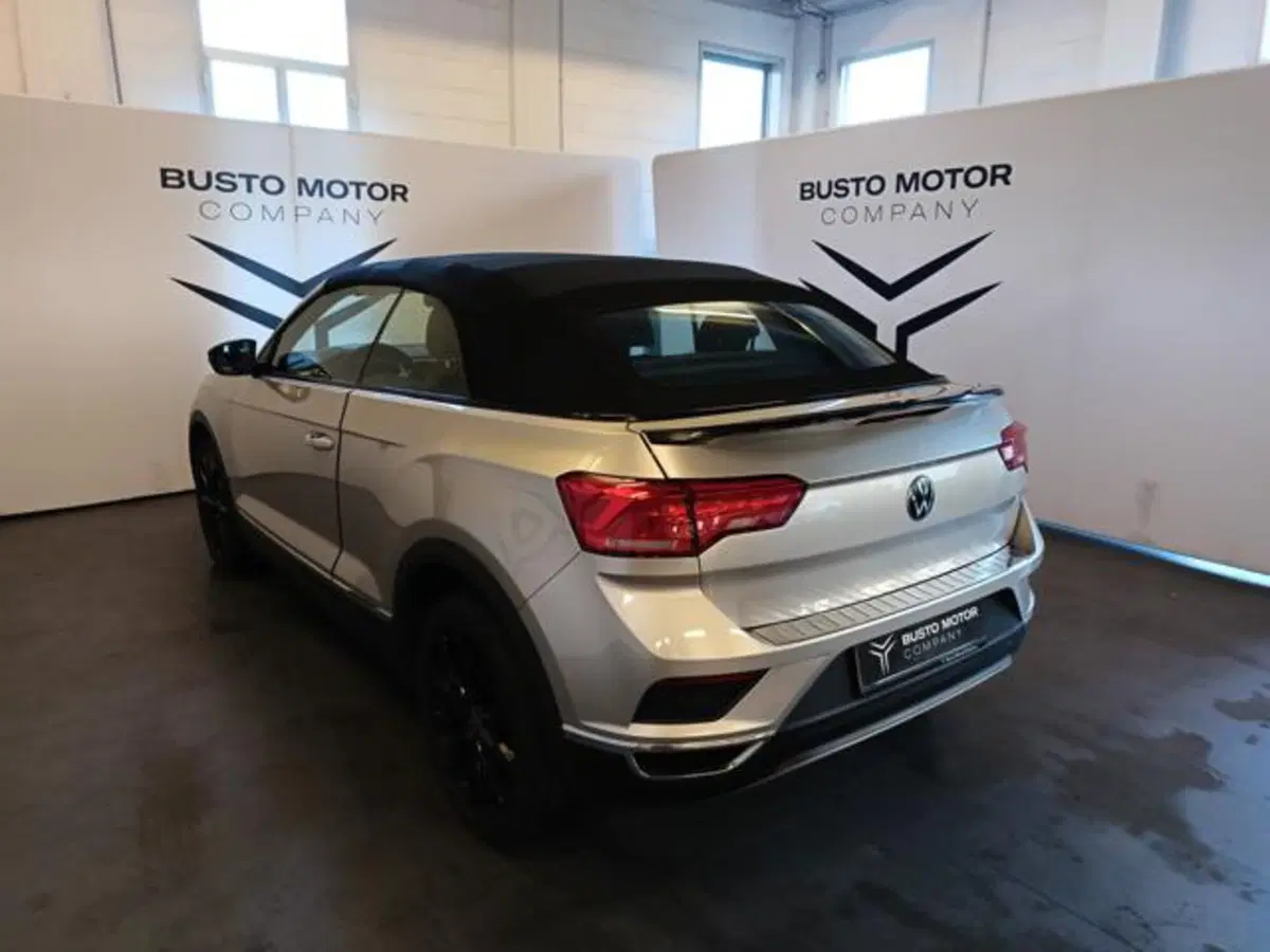 Volkswagen T-Roc Cabrio usata a Varese (4)