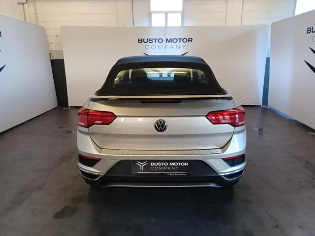 Volkswagen T-Roc Cabrio usata a Varese (5)