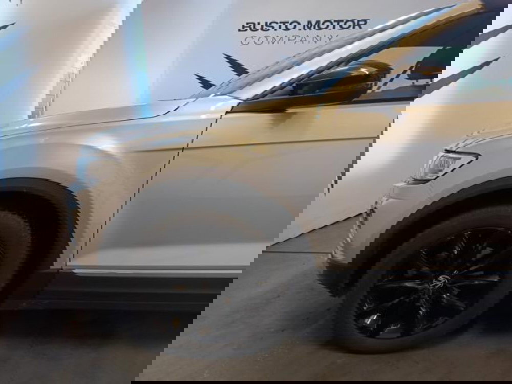 Volkswagen T-Roc Cabrio usata a Varese (7)