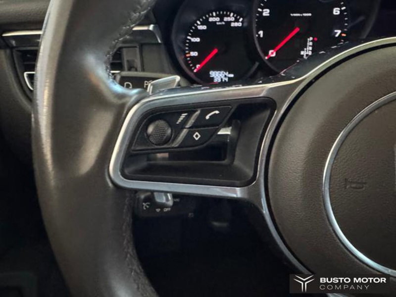 Porsche Macan usata a Varese (12)