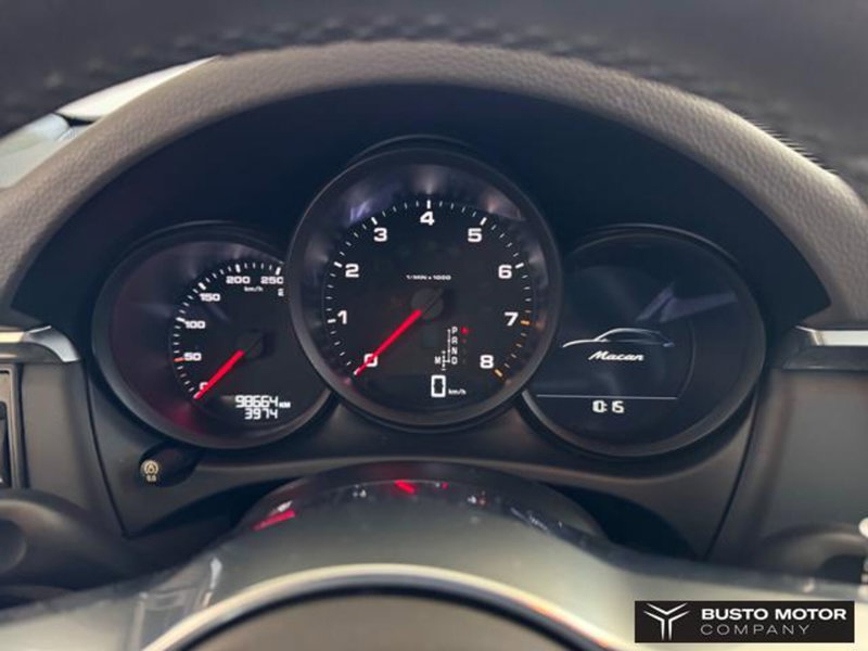 Porsche Macan usata a Varese (13)