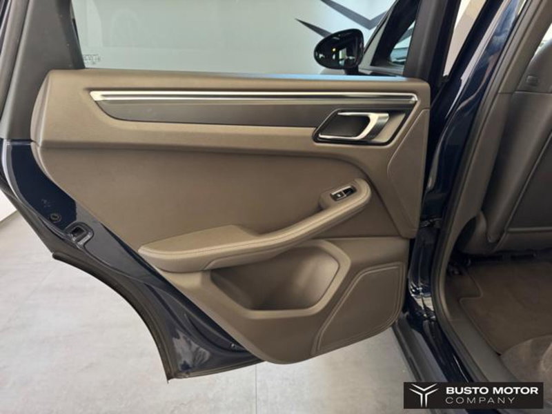 Porsche Macan usata a Varese (18)