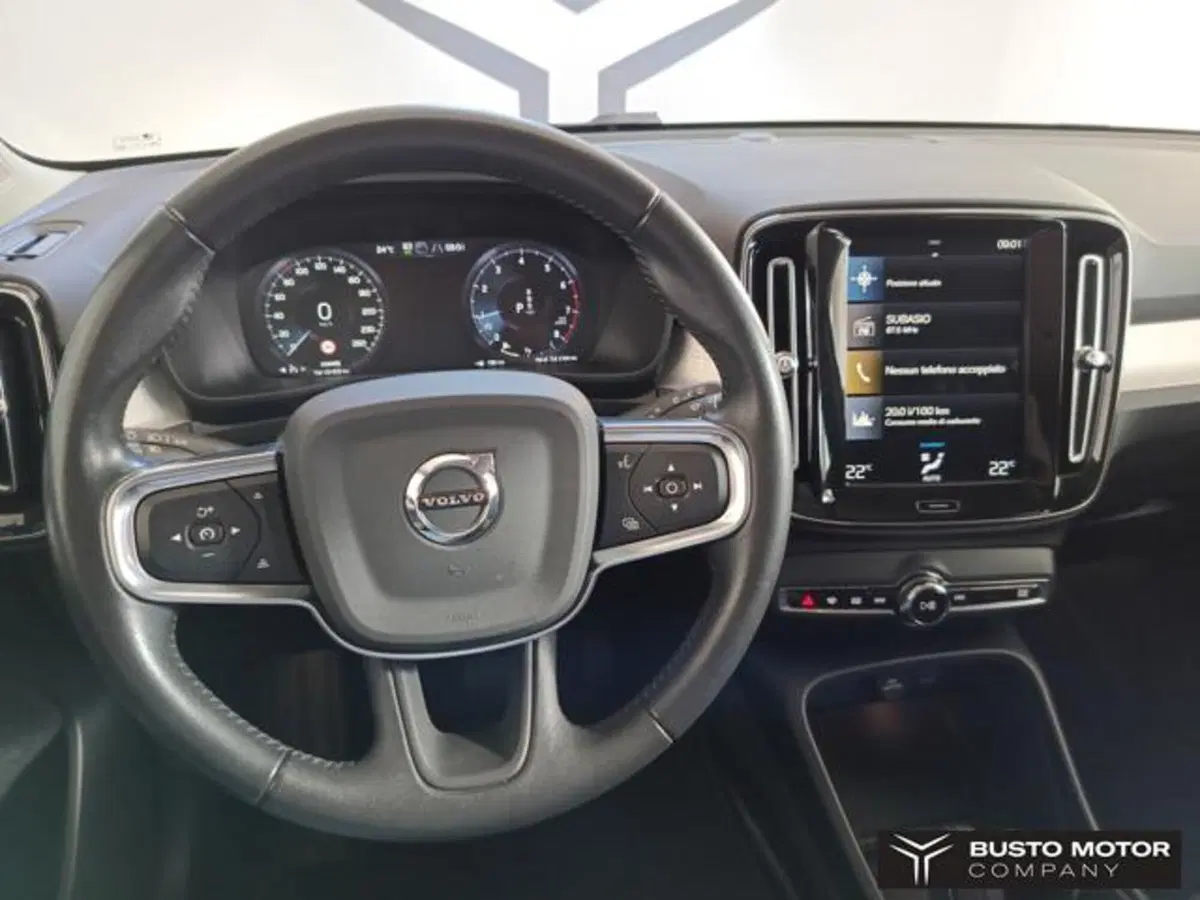 Volvo XC40 usata a Varese (11)