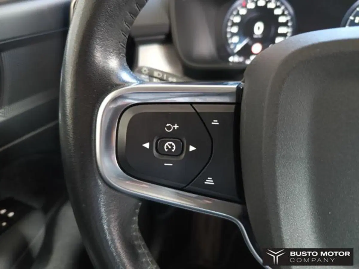 Volvo XC40 usata a Varese (15)