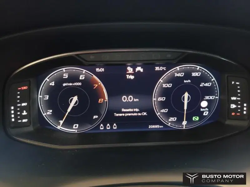 Cupra Ateca usata a Varese (10)