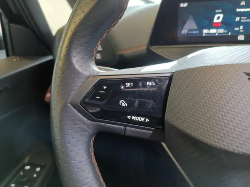 Cupra Born usata a Varese (17)