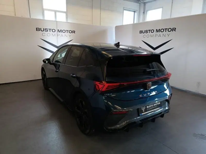 Cupra Born usata a Varese (4)
