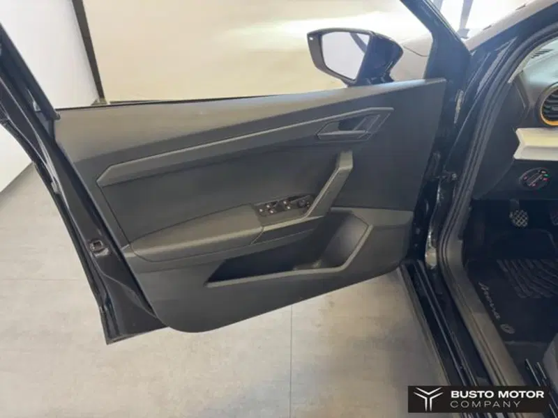 SEAT Arona usata a Varese (8)