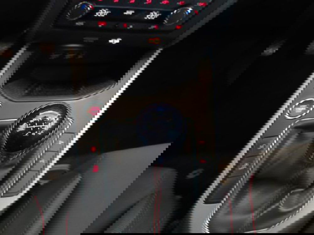 SEAT Arona usata a Varese (15)