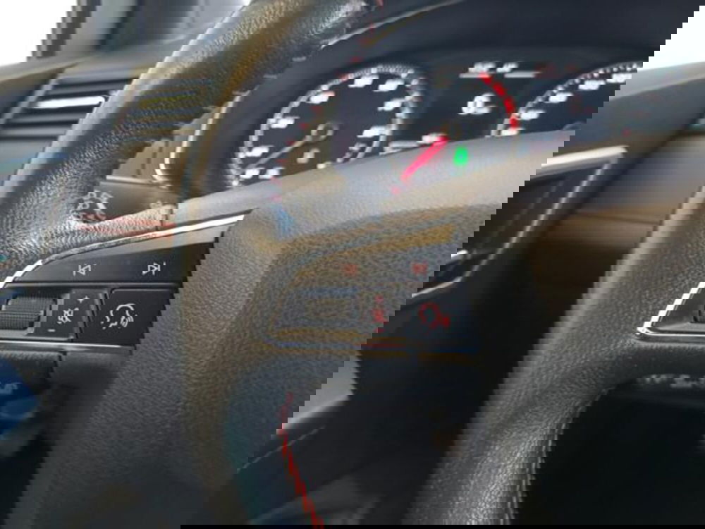 SEAT Arona usata a Varese (16)