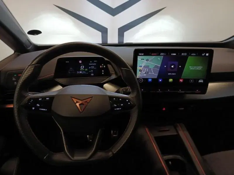 Cupra Born usata a Varese (11)